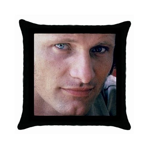 Viggo Mortensen Throw Cushion Cover - 29021580