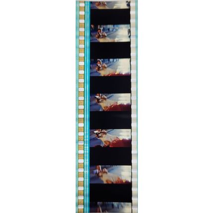 Pk GEB - i - MIX - d092N . 1 STRIP OF 5 - 35MM FILM CELLS. ( WANTED )