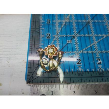 Vintage IH 12K Gold filled 1/20 womans Brooch