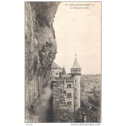 46 - Rocamadour - Le chemin de ronde