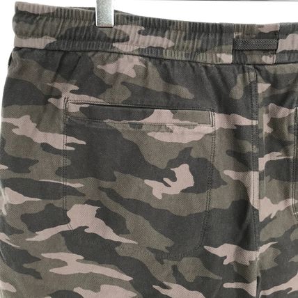 Athleta green camo farallon short pockets, drawstring, elastic waistband sz. 16T