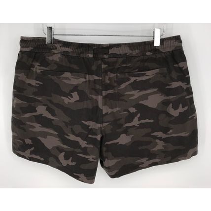 Athleta green camo farallon short pockets, drawstring, elastic waistband sz. 16T