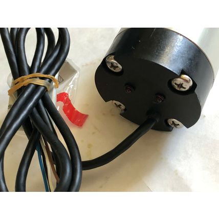 NEW CKD RV3S20-90-90-SR,SR-20 PNEUMATIC VANE ROTARY ACTUATOR,90* ROTATION,SH