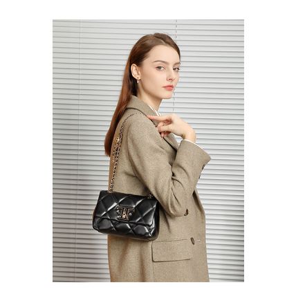 New Buckle Genuine Leather Shoulder Crossbody Bag