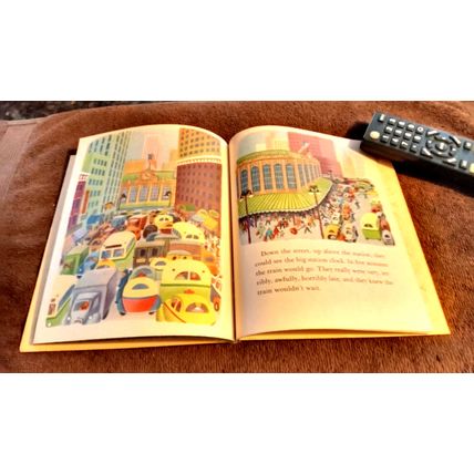 Old Vintage Little Golden Book The Taxi That Hurried (C) Edition 1946