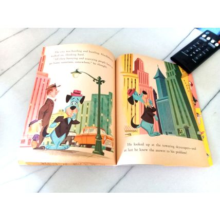 Old Little Golden Book Huckleberry Hound Builds A House (B) Second Edition 1959