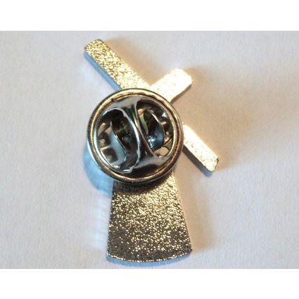 Windmill Metal Enamel Pin Badge or Brooch Holland Dutch Netherlands Mill NEW