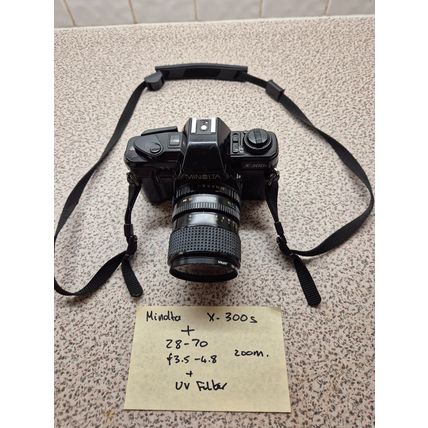 Collection of film cameras & lenses - Canon, Practika, Minolta, Polaroid, Sigma