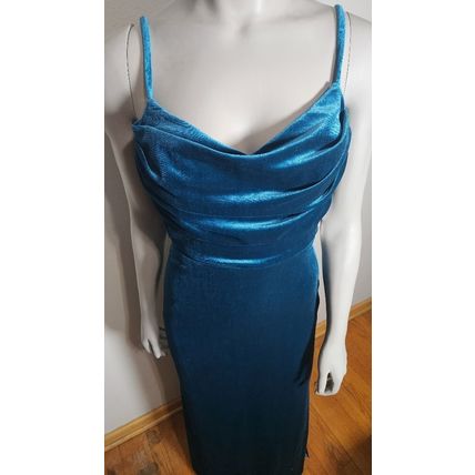 Sexy Beautiful Dress Women's Emerald Green Velvet V Neck Party Formal NWT