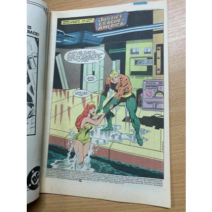 DC COMICS JUSTICE LEAGUE OF AMERICA #243 OCT 1985 (VFN+) COMIC (LL)