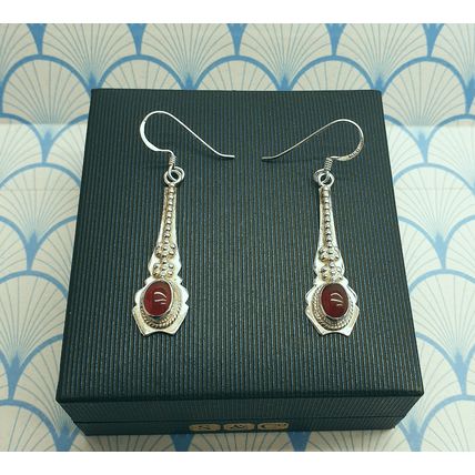 Vintage 925 Sterling Silver and Red Carnelian Cabochon Drop Earrings With Box