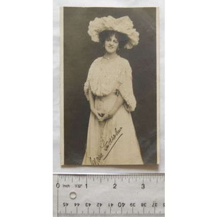1900s postcard Marie Studholme