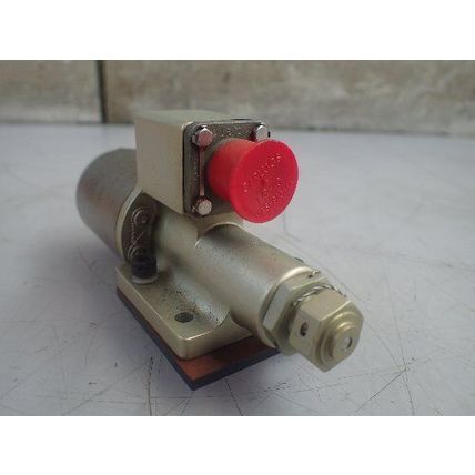 NEW WESTFIELD 4810-01-097-3870 HYDRAULIC SERVO CONTROL VALVE 3000 PSI ,610000,BT