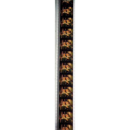 WIZARD OF OZ . Pk RED - B028b. 1 STRIP OF 10 - 35MM FILM CELLS