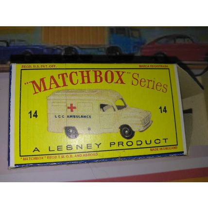Matchbox - No14 Bedford Ambulance - Copy/Replica box