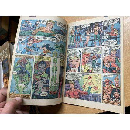 DC COMICS JUSTICE LEAGUE OF AMERICA #217 AUG 1983 (VFN+) COMIC (LL)