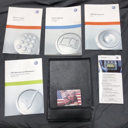 VW VOLKSWAGEN CC OWNERS MANUAL WITH CASE AND LITERATURE OEM