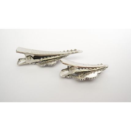 Small silver metal and red crystal alligator hair claw clip for thin fine hair