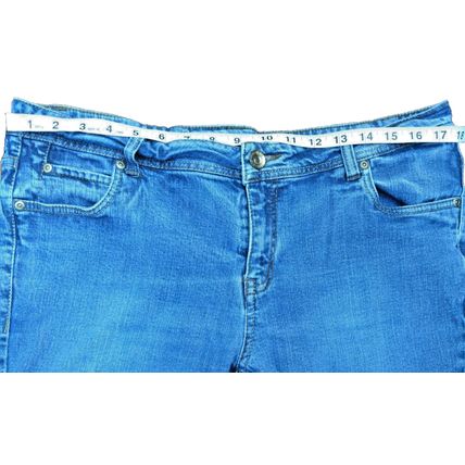 Natural Reflections Women 16P Medium Wash Classic Straight Comfort Stretch Jeans