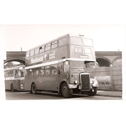 Black & White Photograph of Manchester Corporation Transport - UNB 538