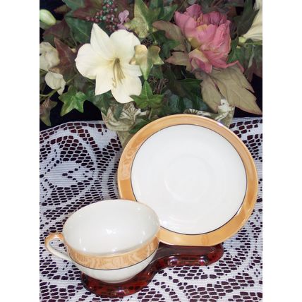 Noritake M Flat Cup & Saucer Peach Luster Gold Trim Flower Framed in Blue Yellow