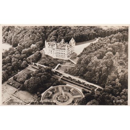 ED 138 DUNROBIN CASTLE. AERIAL VIEW , RP POSTCARD.