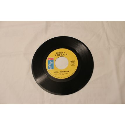 Booker T. & The MG'S 45-MRS. ROBINSON/SOUL CLAP '69'