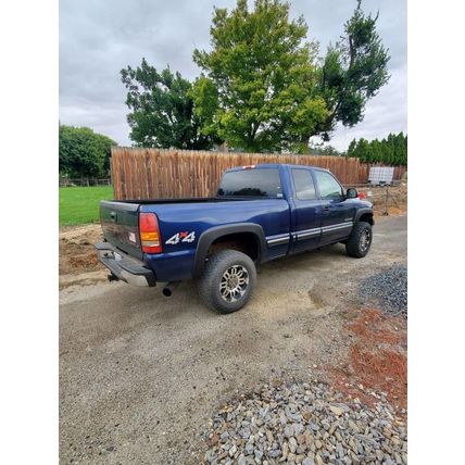 2002 Chevrolet Silverado 2500HD - 2