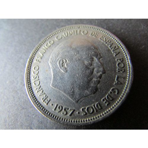 1957 SPAIN TWENTY FIVE PESETAS FREE POST COIN - 3. M