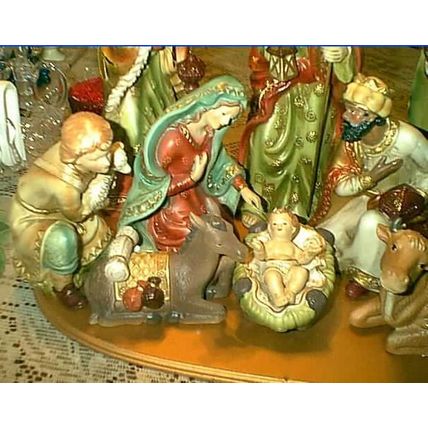 GORGEOUS NEW 9 PIECE NATIVITY PORCELAIN JOSEPH MARY JESUS KINGS ANIMALS MANGER