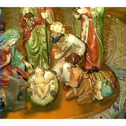 GORGEOUS NEW 9 PIECE NATIVITY PORCELAIN JOSEPH MARY JESUS KINGS ANIMALS MANGER