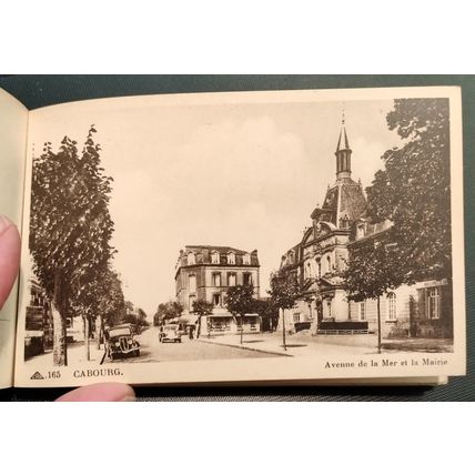 Cabourg, c.1940s - Carnet de 18 des 20 Cartes Postales - CAP