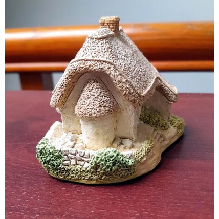 Lilliput Lane : Clover Cottage