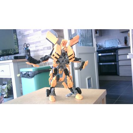 TRANSFORMERS: BUMBLEBEE