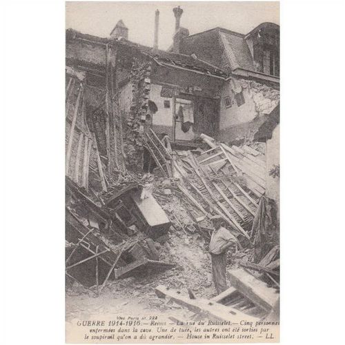 La Rue Du Ruisselet Reims 14 - 16 War Damage Postcard (MO171)