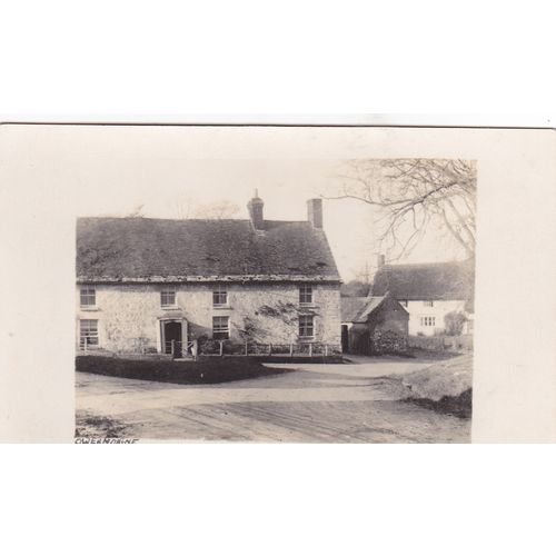 Owermoigne nr Dorchester Dorset Postcard (DOR76610)