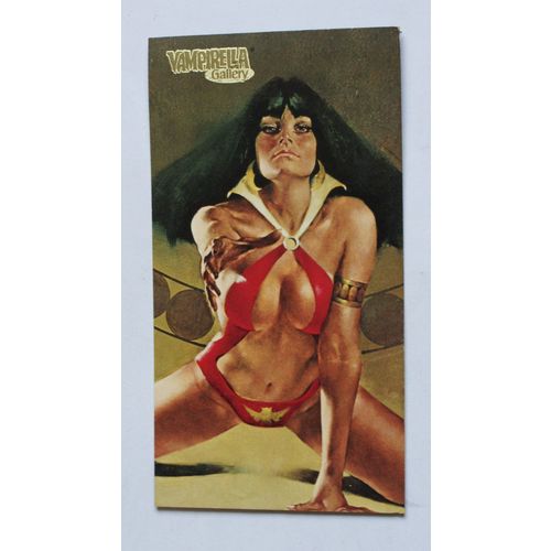 Vampirella Gallery Base Gold trading Card # 45 (A) - 1995 Topps Harris comics