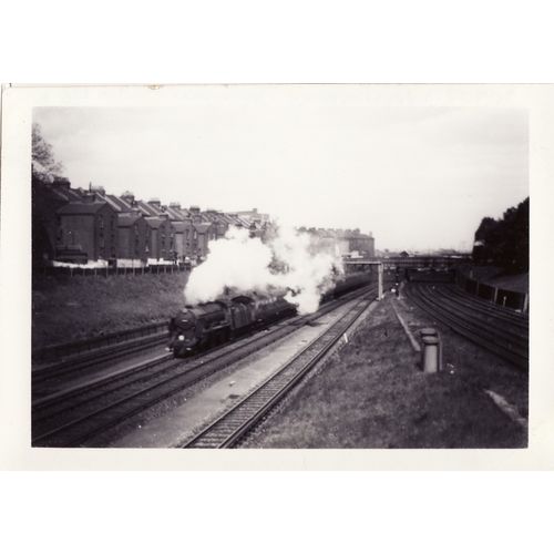 Railway Photo SR Schools 30902 Wellington Clapham 1961 Southern 4-4-0 Loco