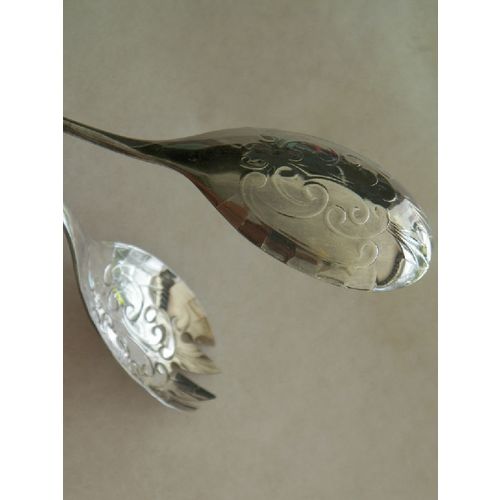 ORNATE ENGLISH SILVERPLATED SALAD TONGS