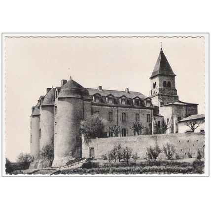 42 - POMMIERS-EN- FOREZ - prieuré et l'église romane