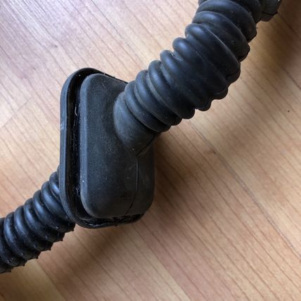 Volvo V70 XC70 S80 V60 Front Door Wiring Rubber Bellows 31288878