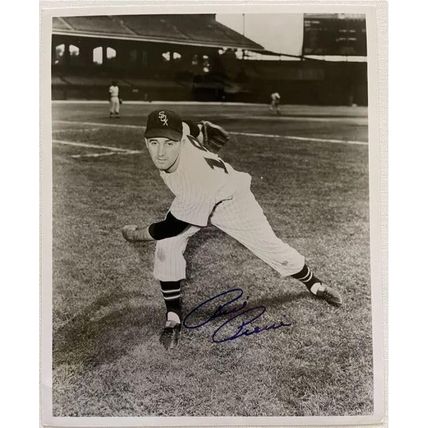 Dave Philley (d. 2015) Signed Autographed Vintage 8x10 Photo Chicago White Sox