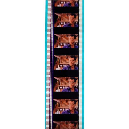 Pk GEB - W - MIX - C 070r . 1 STRIP OF 5 - 35MM FILM CELLS. ( )