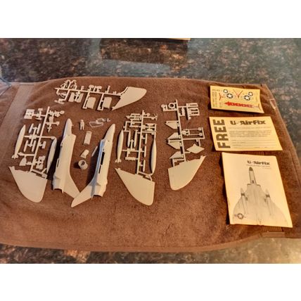USairfix F4D Skyray 1:72 Scale Naval Jet Complete Unassembled Model Kit 1979