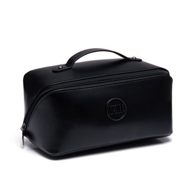 Glam Traveler[ ]