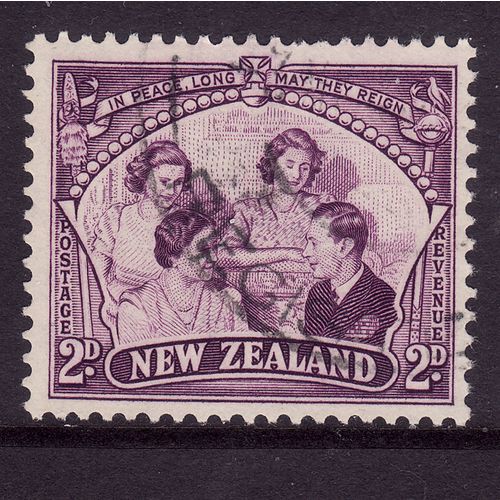 NEW ZEALAND 1946 SG670 2d PURPLE THE ROYAL FAMILY FINE USED#6