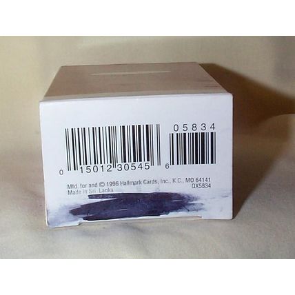 Hallmark Keepsake Ornament - - Sister To Sister - - 1996 - - QX5834 - - In Box