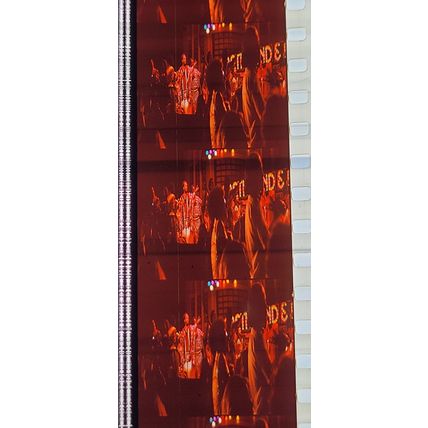 EARTH WIND & FIRE. Pk MTP - A028b. 1 STRIP OF 5 - 35MM FILM CELLS. A rare strip