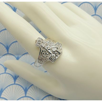 Mens Big and Chunky 925 Solid Sterling Silver Viking Themed Skull Biker Ring