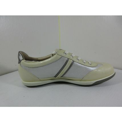 ECCO BIOM Hydromax Golf Shoes Pearl-White Soft Spikes Size EU 40 Women's 9-9.5